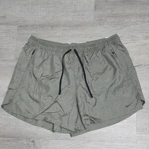 NWT Nike Stride Men's Dri-Fit Running Shorts - Size XL